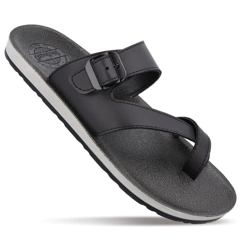 Walkaroo Men Cross Strap Slide Sandals  - 13320 Black